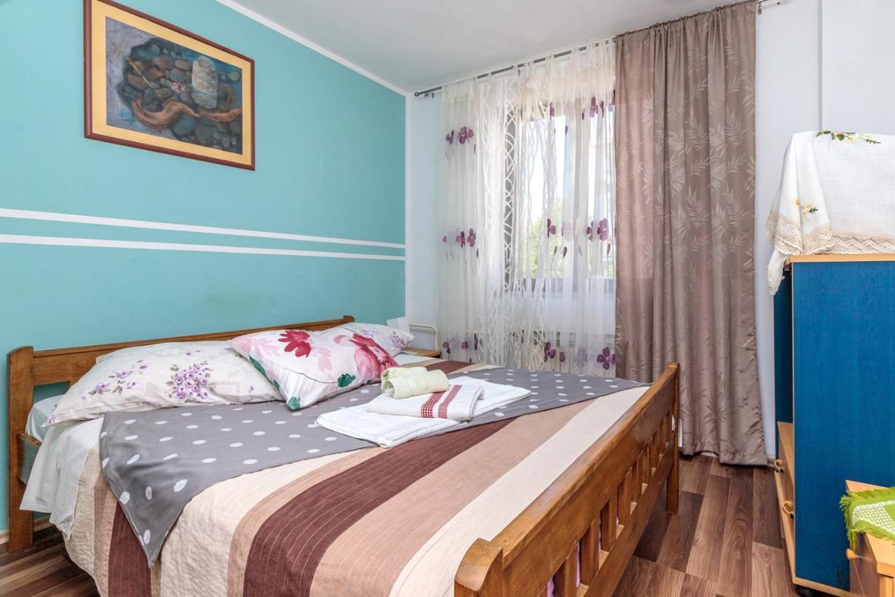 Apartments Volte Rovigno Luaran gambar