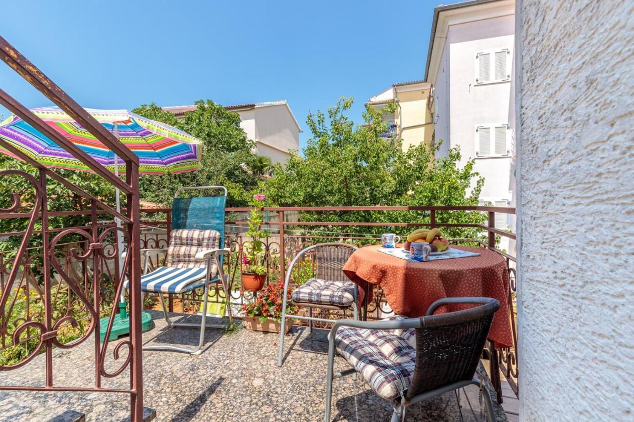 Apartments Volte Rovigno Luaran gambar