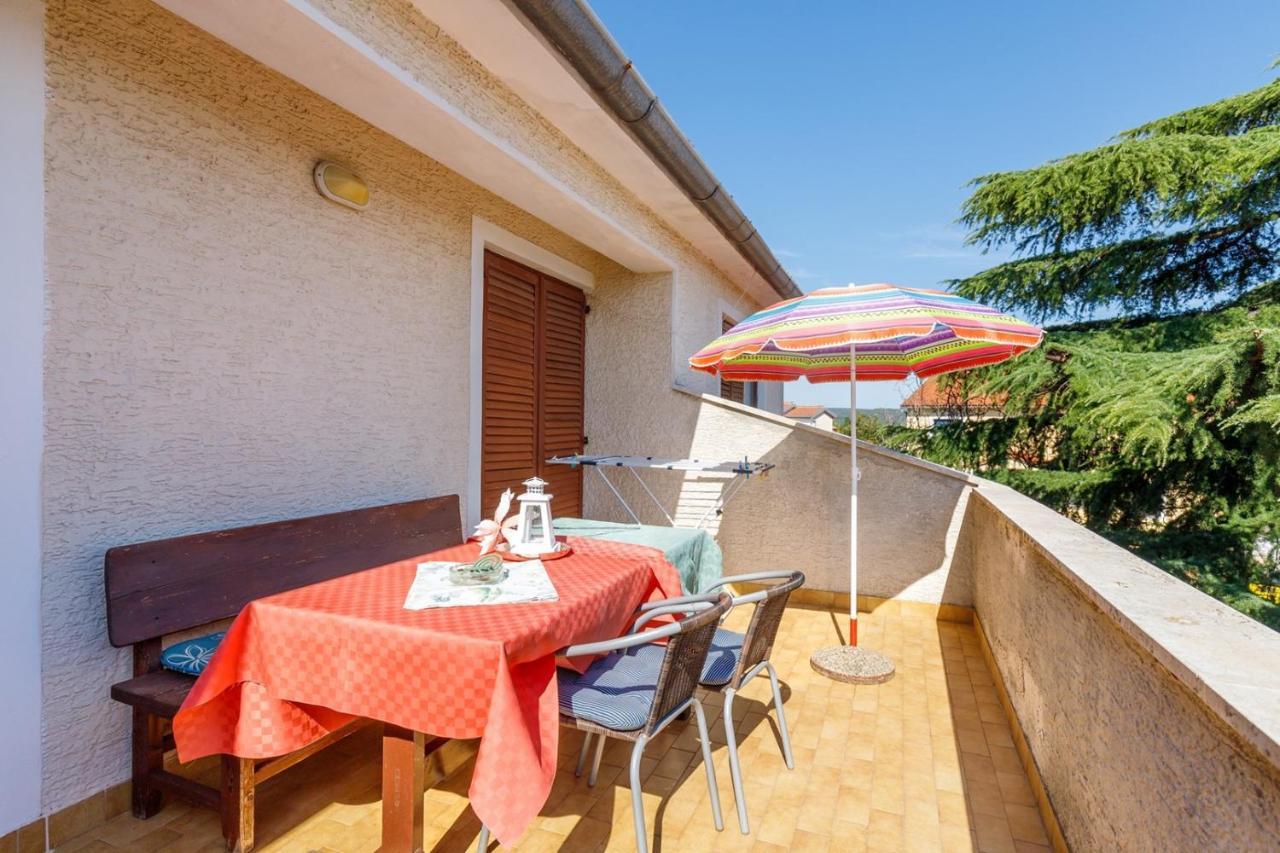 Apartments Volte Rovigno Luaran gambar