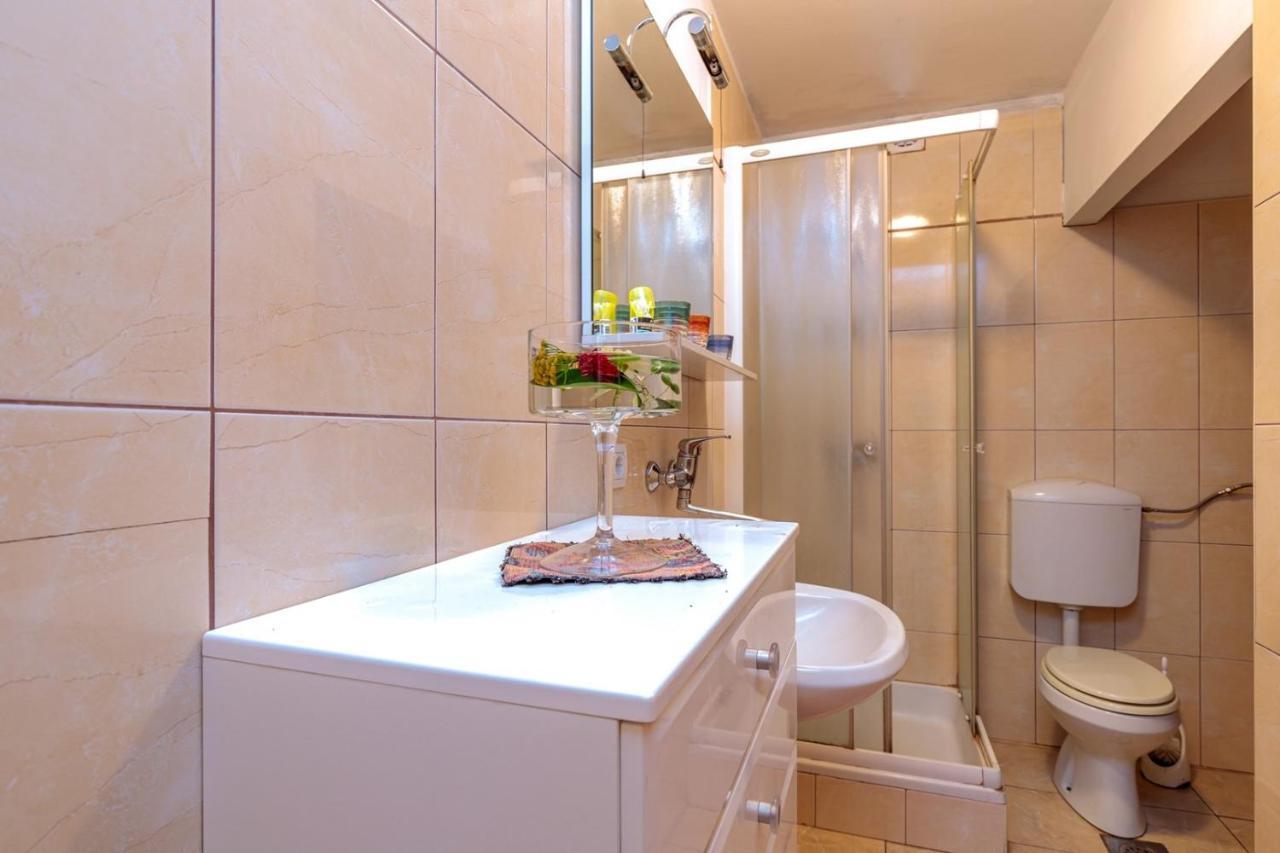 Apartments Volte Rovigno Luaran gambar